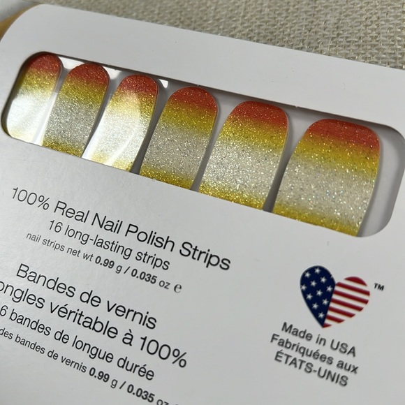 Color Street: Brand New Never Opened- Sweet Tooth - Picture 2 of 3